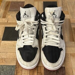 Nike Air Jordan Utility Women's Size 8‎ Shoe